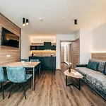 Foxy Aparthotel