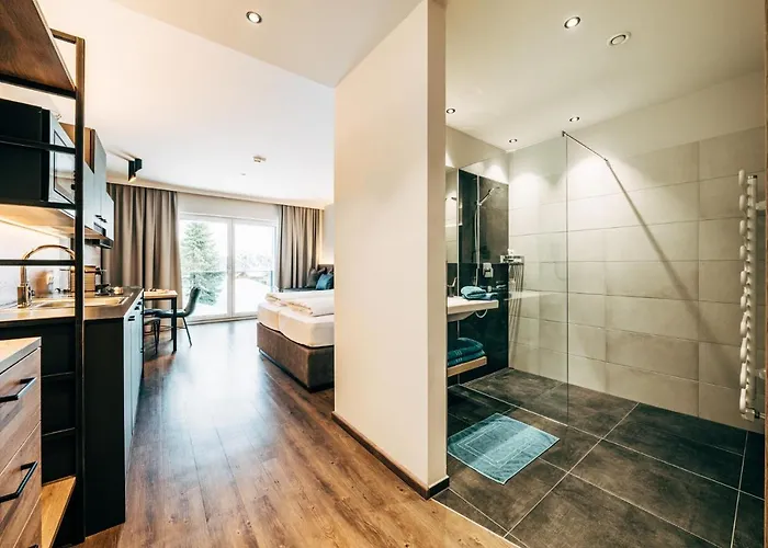 Foxy מלון דירות אוברטאורן