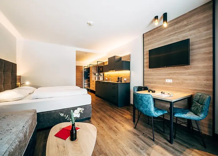 Foxy מלון דירות אוברטאורן