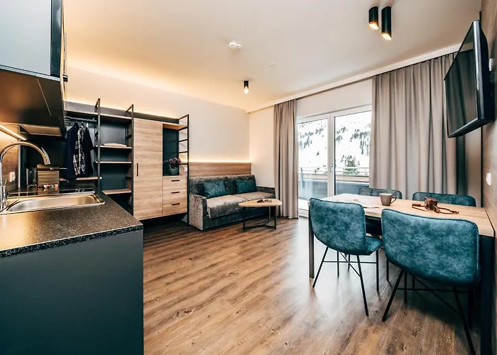 Foxy מלון דירות אוברטאורן